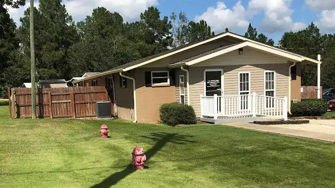 For Paws Only Dog Boarding Kennel Dothan AL